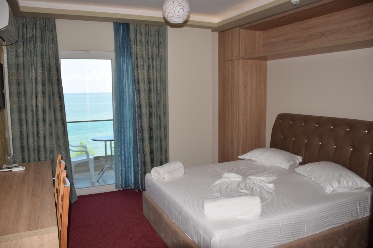 Hotel Pogradeci 2 Tushemisht ภายนอก รูปภาพ